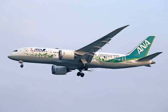 Boeing-787-10-Dreamliner